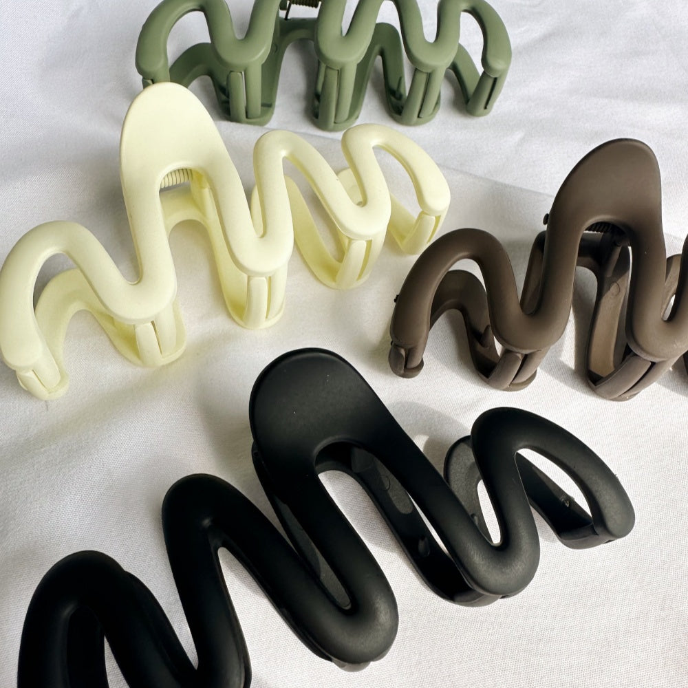 Trendy Matte Curve Hair Claw Clip