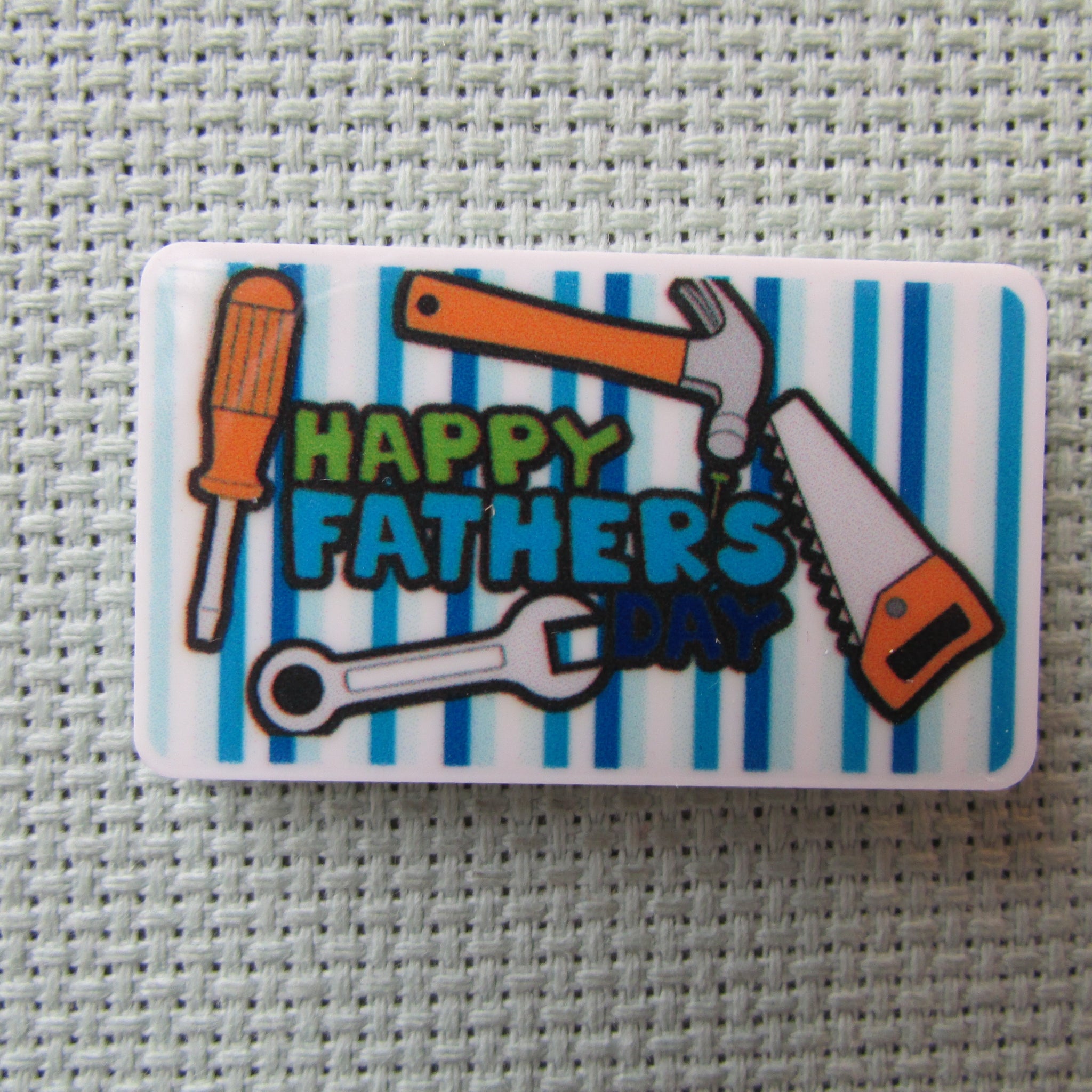 First view of the Happy Father's Day Needle Minder