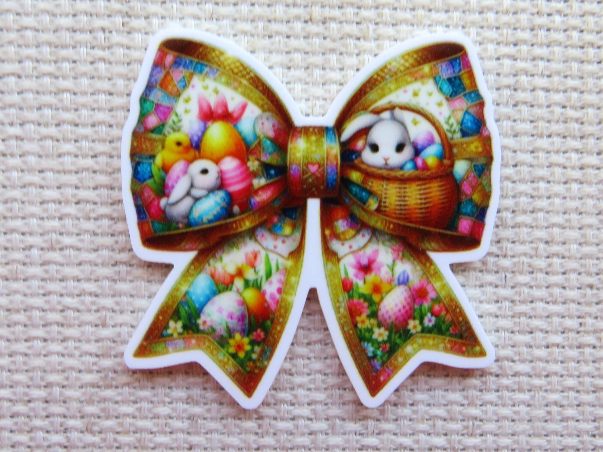 First view of Easter Bow Needle Minder.