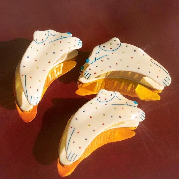 Diamond Dalmatian Dog Hair Claw