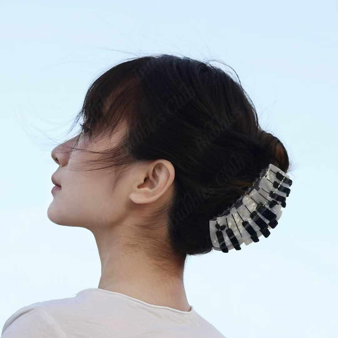 Piano Music Hair Claw
