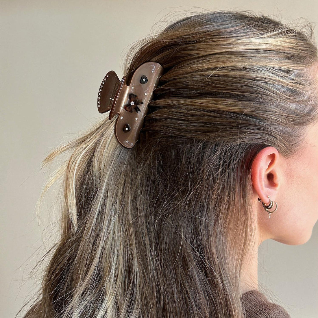 Sweetheart Hair Claw Clip in Cocoa Cashmere